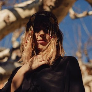 Melody's Echo Chamber 的头像
