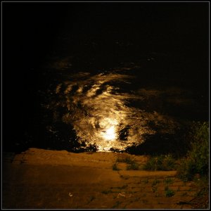 Wasser ist nicht ganz normal