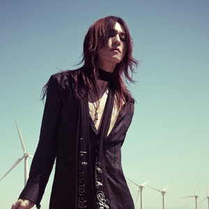 SUGIZO photo provided by Last.fm