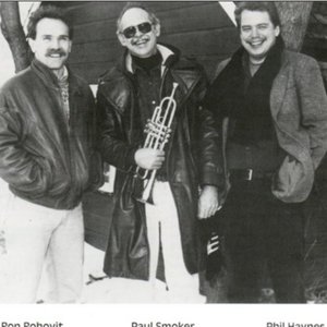 Paul Smoker Trio 的头像