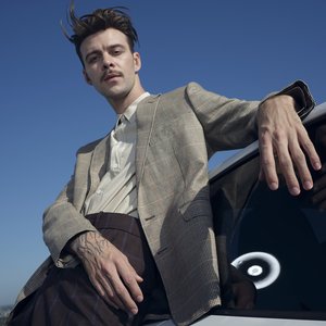 NICK VANGARD 的头像