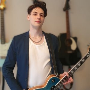 Emil Lindholm 的头像