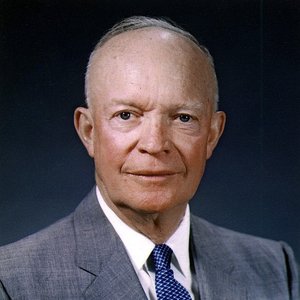 'Dwight D. Eisenhower' için resim