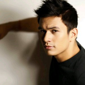 Tom Rodriguez 的头像
