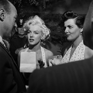 Marilyn Monroe & Jane Russell Profile Picture