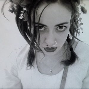 Melanie Garside 的头像