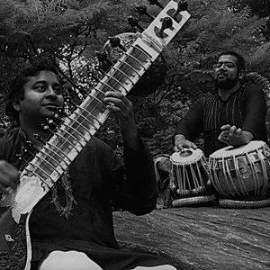 Srinivas Reddy and Sameer Gupta 的头像