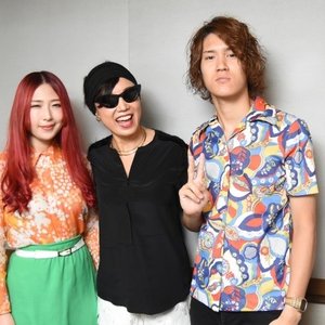 GLIM SPANKY cheers 松任谷由実 的头像