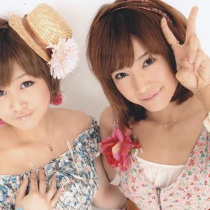新垣里沙 & 亀井絵里 的头像