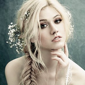 Avatar di Katherine McNamara