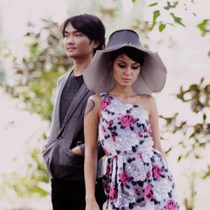 The Camerawalls feat Sarah Gaugler 的头像