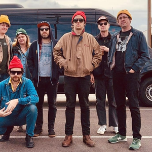 Ryan Davis and The Roadhouse Band