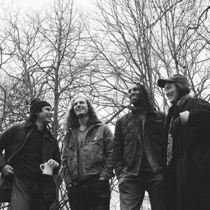 Constant Smiles için avatar