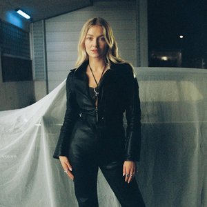 Astrid S のアバター