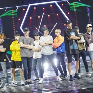 Imagen de '유재석 X EXO'