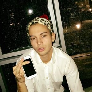 Yung Coke 的头像