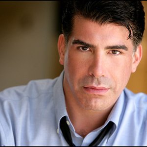 'Bryan Batt' için resim