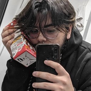 Yvng Meem 的头像