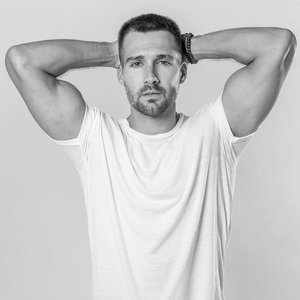 James Maslow 的头像