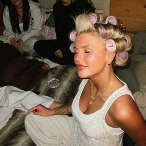 Hairdresser [Explicit]