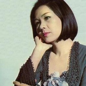 Avatar de 岸洋子