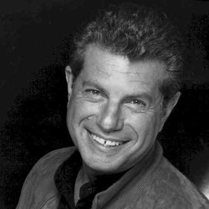 Mike Burstyn 的头像