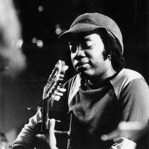 Milton Nascimento için avatar