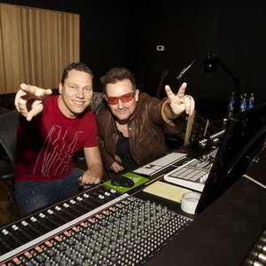 Image pour 'U2 vs. Tiësto'