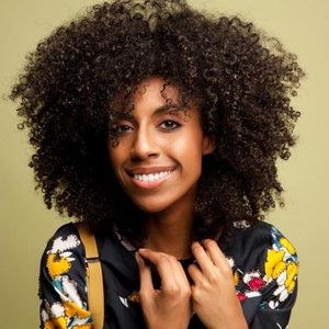 “Poliana Vieira”的封面