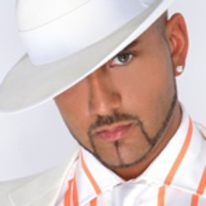 “Massari feat. RnB Mix”的封面