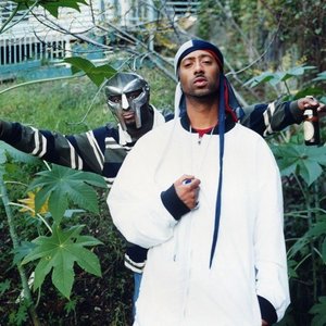 Изображение для 'Madvillain, Madlib & MF DOOM'