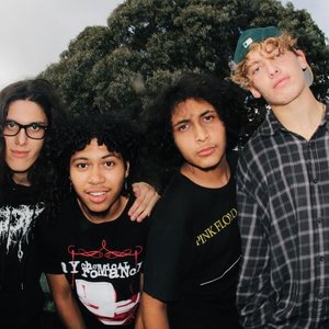 Mental Bouquet için avatar