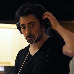 Kevin Penkin 的头像