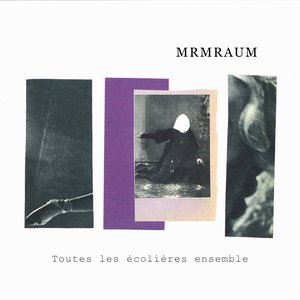 Toutes les écolières ensemble