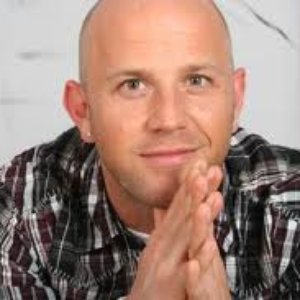 Andre Van Zyl 的头像