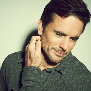 Charles Esten のアバター