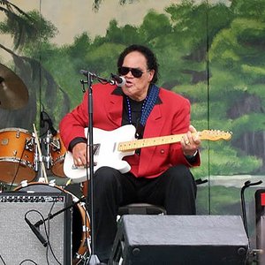 Louisiana Red & His Chicago Blues Friends 的头像