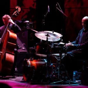 Изображение для 'The Steve Kuhn Trio'