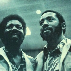 Earl & Carl Grubbs 的头像