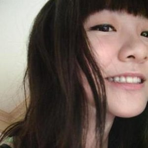 19(陳珊妮+陳建騏) 的头像
