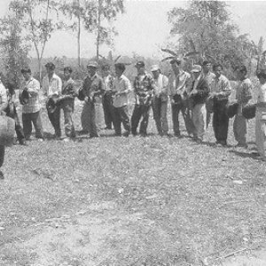 Image for 'Ensemble de Gongs [Cing Hrap] Villagers of Plei Rơngol'