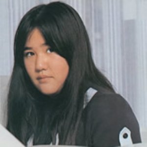 小坂明子 的头像