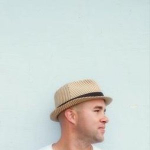 joshua lambert 的头像