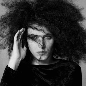 Marianne Mirage 的头像