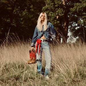 Can't Fit In His Shoes