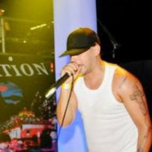 B-Live photo provided by Last.fm