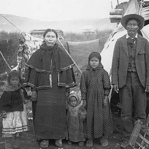 “Alaskan Kutchin Indians”的封面