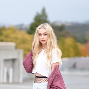 Avatar for Elana Jane