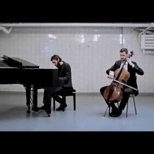 Keaton Henson, Ren Ford 的头像