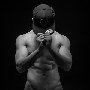 Leon Budrow 的头像
